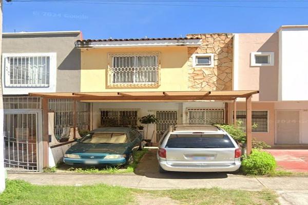 Foto de inmueble en Lázaro Cárdenas, Col. Ojuelos de Jalisco C.P. 47540, Ojuelos de Jalisco