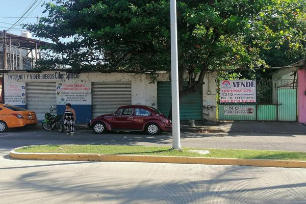 Foto de inmueble en  , Col. Lázaro Cárdenas C.P. 68313, San Juan Bautista Tuxtepec