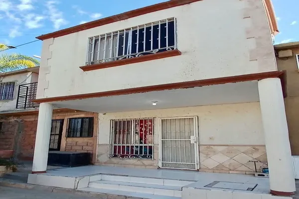 Foto de inmueble en Leandro Rovirosa Wade #0, Col. Leandro Rovirosa Wade C.P. 27120, Torreón