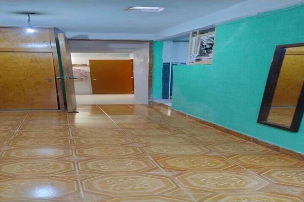 Foto de inmueble en Leon Guzman, Col. Valle de Anáhuac Sección A C.P. 55210, Ecatepec de Morelos