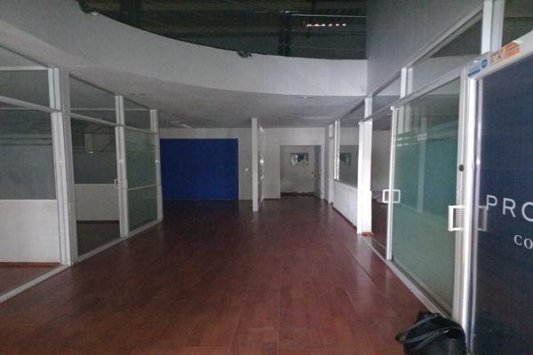 Foto de inmueble en Leona Vicario, Col. Coaxustenco C.P. 52140, Metepec