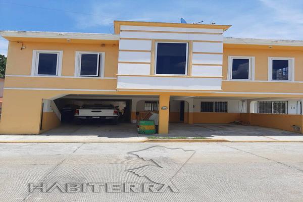 Foto de inmueble en LEONARDO RODRIGUEZ, Col. Rodriguez Alcaine C.P. 92854, Tuxpan