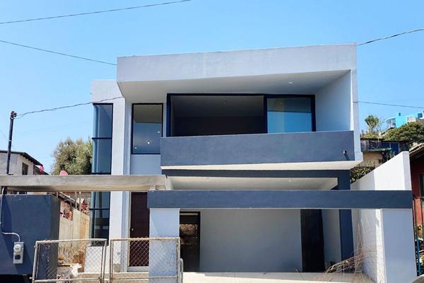 Foto de inmueble en Libertad, Col. Manuel Márquez de León C.P. 22850, Ensenada