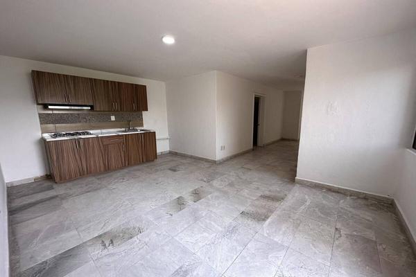Foto de inmueble en libertad, Col. Zapopan Centro C.P. 45100, Zapopan