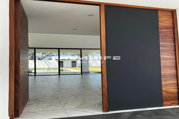 Foto de inmueble en Libramiento Nogueras, Col. Nogueras C.P. 28454, Comala