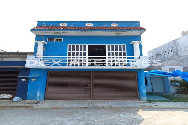 Foto de inmueble en Lic. Carlos Alberto Madrazo, Col. Gobernadores C.P. 86670, Comalcalco