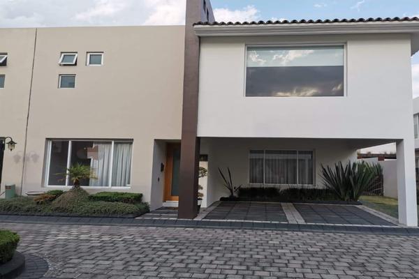Foto de inmueble en  , Col. Llano Grande C.P. 52148, Metepec