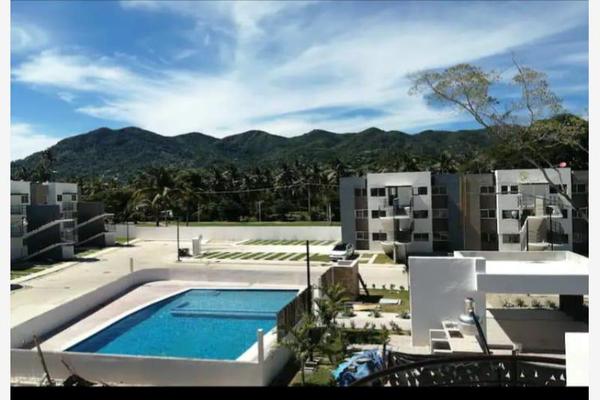 Foto de inmueble en  , Col. Llano Largo C.P. 39906, Acapulco de Juárez