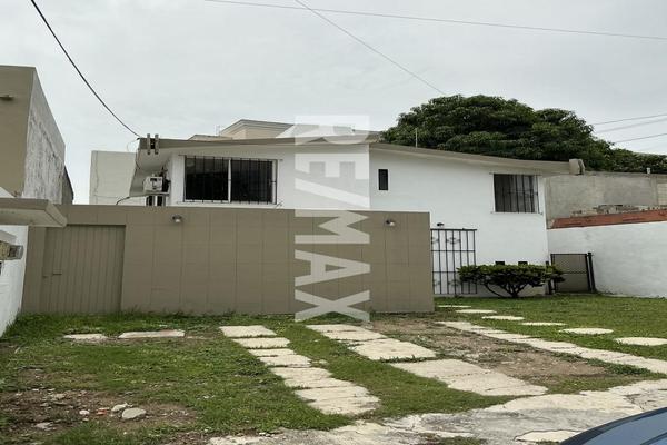 Foto de inmueble en Loma Blanca, Col. Loma de Rosales C.P. 89100, Tampico