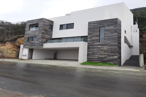 Foto de inmueble en loma bonita, Col. Loma Bonita C.P. 64250, Monterrey