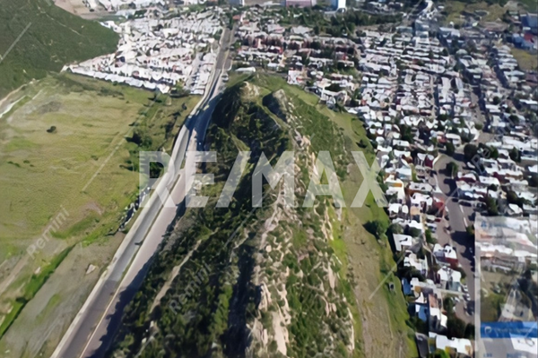 Foto de inmueble en Loma Dorada, Col. Popular C.P. 85447, Guaymas
