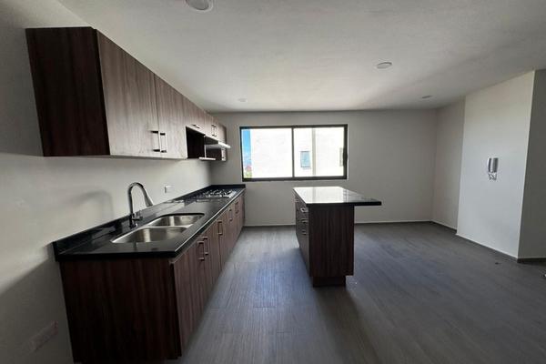 Foto de inmueble en Lomas 1ra, Col. Lomas 2a Sección C.P. 78210, San Luis Potosí