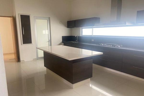 Foto de inmueble en  , Col. Lomas 4a Sección C.P. 78216, San Luis Potosí