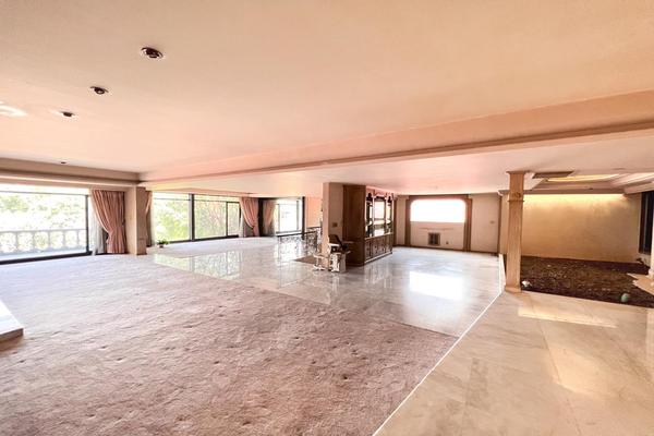 Foto de inmueble en , Col. Lomas Altas C.P. 11950, Miguel Hidalgo
