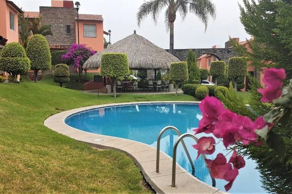 Foto de inmueble en  , Col. Lomas de Ahuatlán C.P. 62130, Cuernavaca