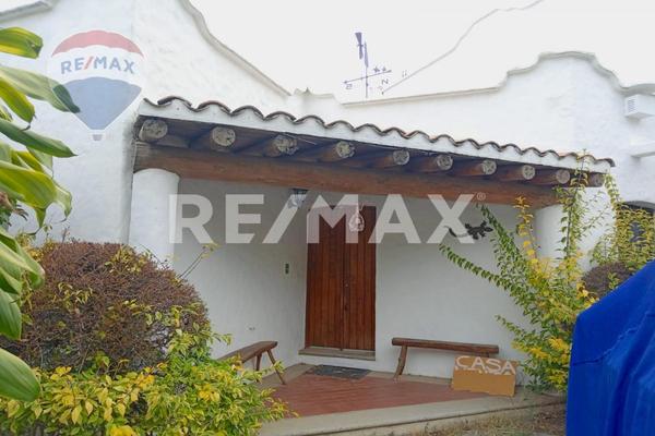 Foto de inmueble en Lomas de Ahuatlán, Col. Lomas de Ahuatlán C.P. 62130, Cuernavaca