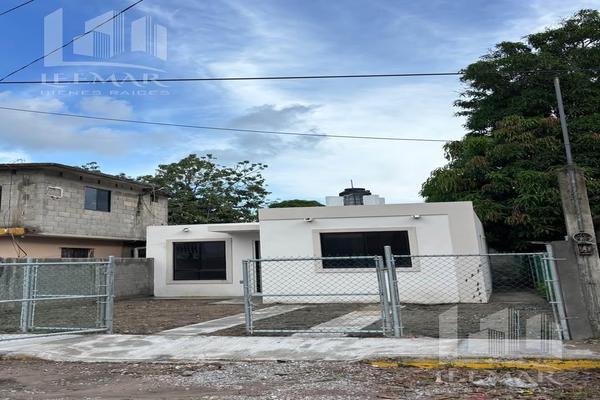 Foto de inmueble en , Col. Lomas de Altamira C.P. 89606, Altamira