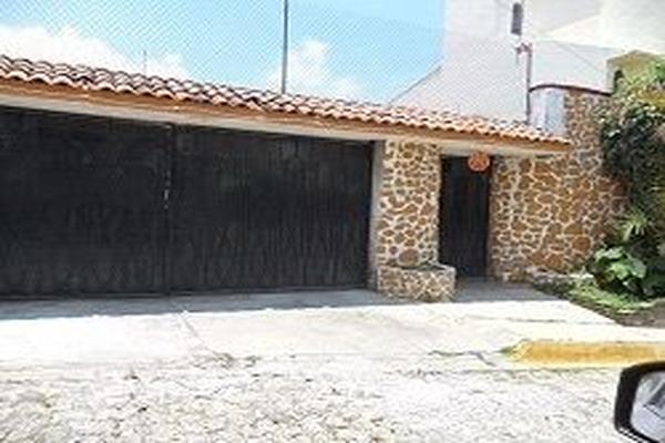 Foto de inmueble en  , Col. Lomas de Atzingo C.P. 62180, Cuernavaca