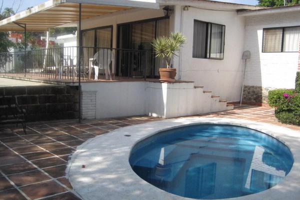 Foto de inmueble en  , Col. Lomas de Atzingo C.P. 62180, Cuernavaca