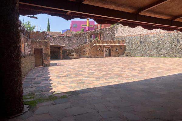 Foto de inmueble en  , Col. Lomas de Atzingo C.P. 62180, Cuernavaca