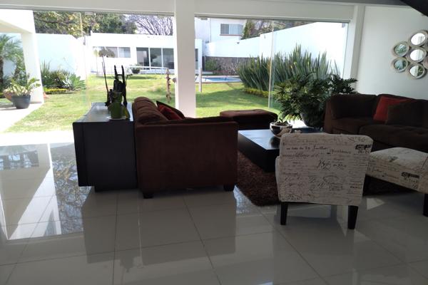 Foto de inmueble en Lomas de Atzingo, Col. Lomas de Atzingo C.P. 62180, Cuernavaca