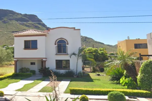 Foto de inmueble en Lomas de Cortes #421 A, Col. Lomas de Cortés C.P. 85450, Guaymas