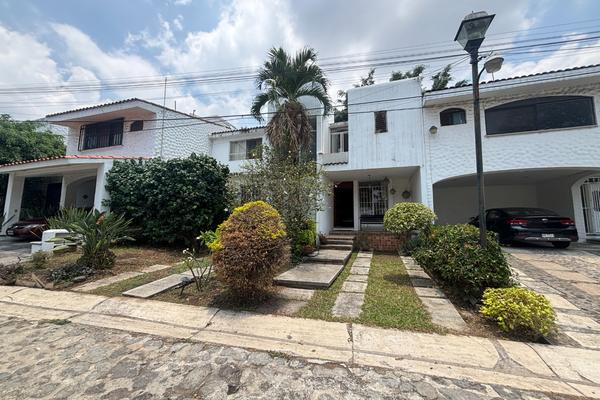 Foto de inmueble en  , Col. Lomas de Cortes C.P. 62240, Cuernavaca