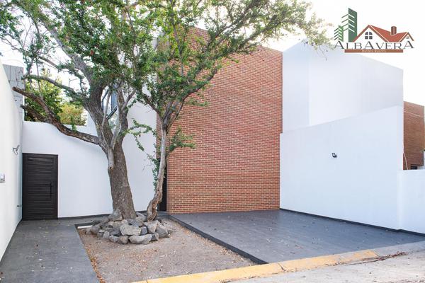 Foto de inmueble en  , Col. Lomas de Cuernavaca C.P. 62584, Temixco