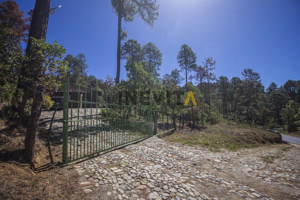 Foto de inmueble en Lomas de la cañada Manzana B,, Col. Tapalpa C.P. 49340, Tapalpa