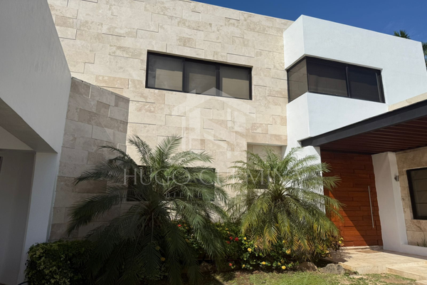 Foto de inmueble en  , Col. Lomas de las Flores C.P. 24060, Campeche