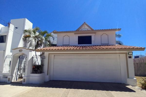 Foto de inmueble en  , Col. Lomas de Mazatlán C.P. 82110, Mazatlán