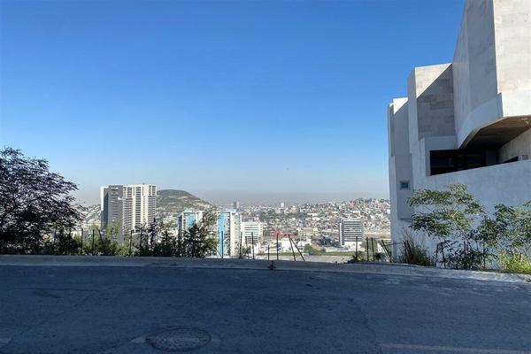 Foto de inmueble en  , Col. Lomas de Montecristo C.P. 64909, Monterrey