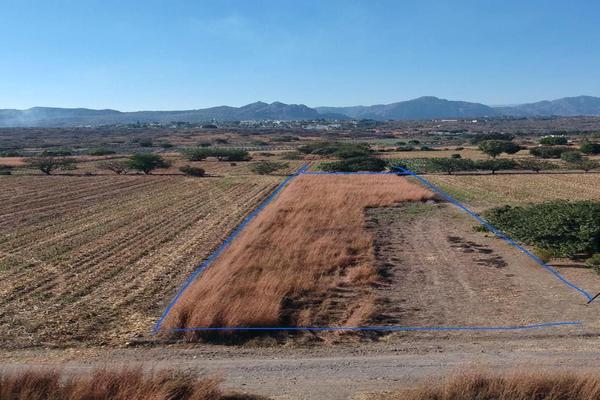 Foto de inmueble en  , Col. Lomas de San Juan Texcalpan C.P. 62847, Atlatlahucan