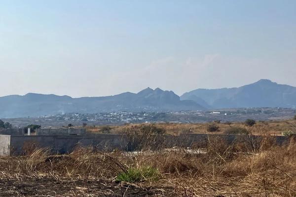 Foto de inmueble en , Col. Lomas de San Juan Texcalpan C.P. 62847, Atlatlahucan