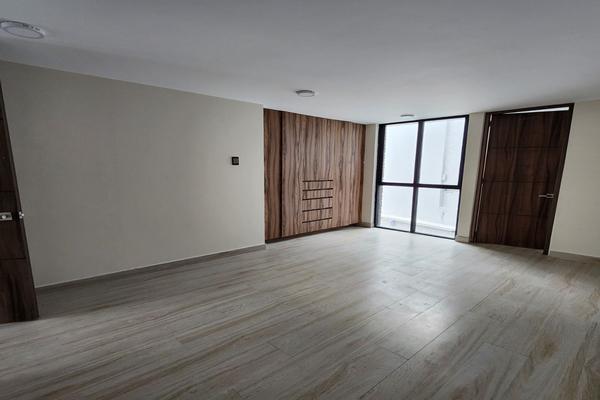 Foto de inmueble en Lomas de Tecamachalco, Naucalpan de Juárez, Estado De México, Col. Lomas de Tecamachalco C.P. 53950, Naucalpan de Juárez