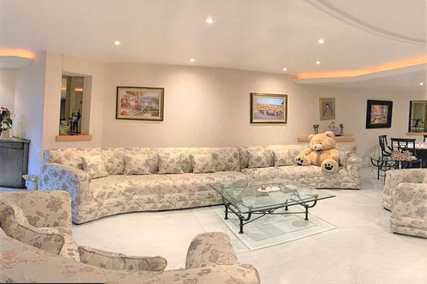 Foto de inmueble en  , Col. Lomas de Tecamachalco C.P. 53950, Naucalpan de Juárez