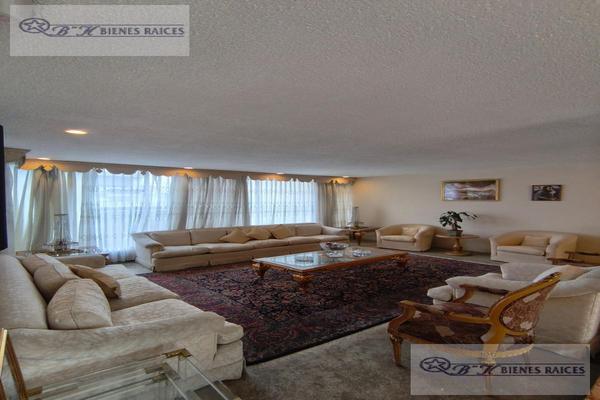 Foto de inmueble en  , Col. Lomas de Tecamachalco C.P. 53950, Naucalpan de Juárez