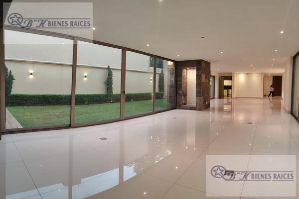 Foto de inmueble en  , Col. Lomas de Tecamachalco C.P. 53950, Naucalpan de Juárez