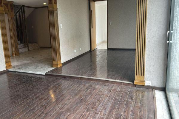 Foto de inmueble en  , Col. Lomas de Tecamachalco C.P. 53950, Naucalpan de Juárez