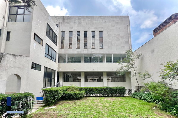 Foto de inmueble en  , Col. Lomas de Tecamachalco C.P. 53950, Naucalpan de Juárez