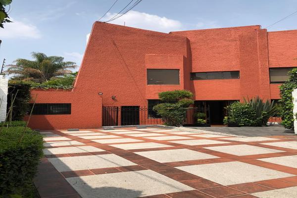 Foto de inmueble en , Col. Lomas de Tecamachalco C.P. 53950, Naucalpan de Juárez