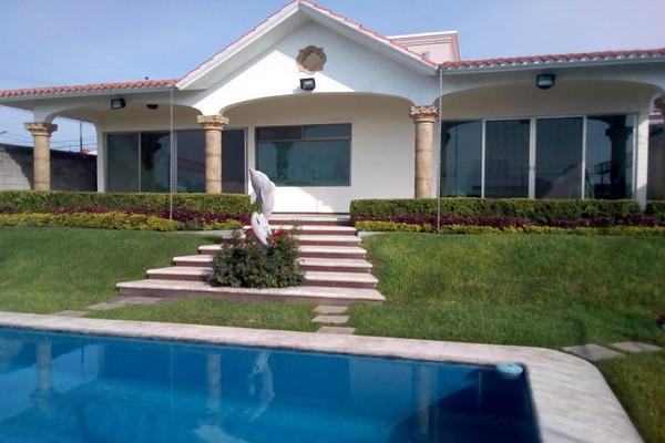 Foto de inmueble en  , Col. Lomas de Tetela C.P. 62156, Cuernavaca