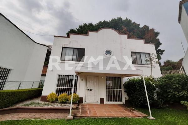 Foto de inmueble en Lomas de Tetela, Col. Lomas de Tetela C.P. 62156, Cuernavaca