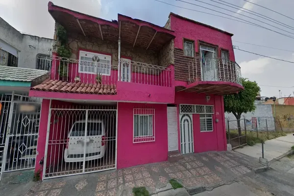 Foto de inmueble en  , Col. Lomas de Tlaquepaque C.P. 45559, San Pedro Tlaquepaque