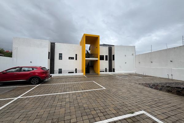 Foto de inmueble en  , Col. Lomas de Zompantle C.P. 62157, Cuernavaca