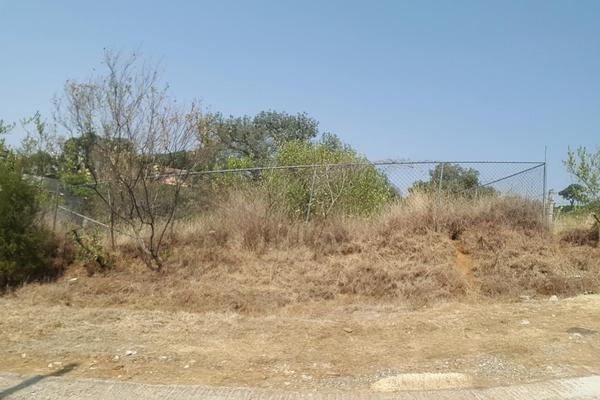 Foto de inmueble en  , Col. Lomas de Zompantle C.P. 62157, Cuernavaca