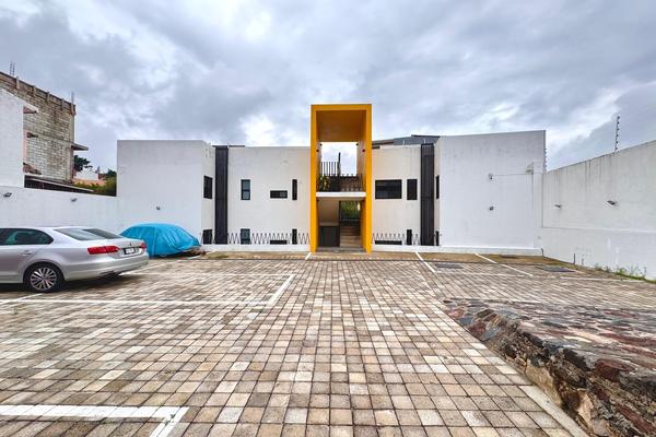 Foto de inmueble en ., Col. Lomas de Zompantle C.P. 62157, Cuernavaca