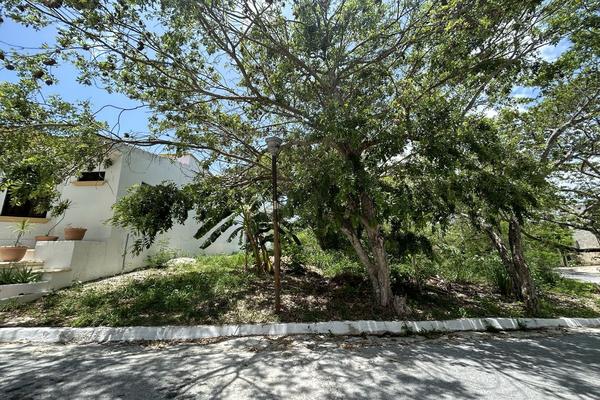 Foto de inmueble en  , Col. Lomas del Castillo C.P. 24030, Campeche