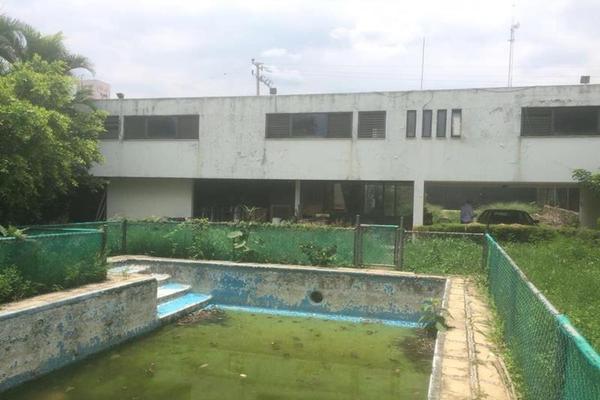 Foto de inmueble en  , Col. Lomas del Mirador C.P. 62350, Cuernavaca