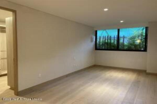 Foto de inmueble en  , Col. Lomas del Pedregal Framboyanes C.P. 14150, Tlalpan